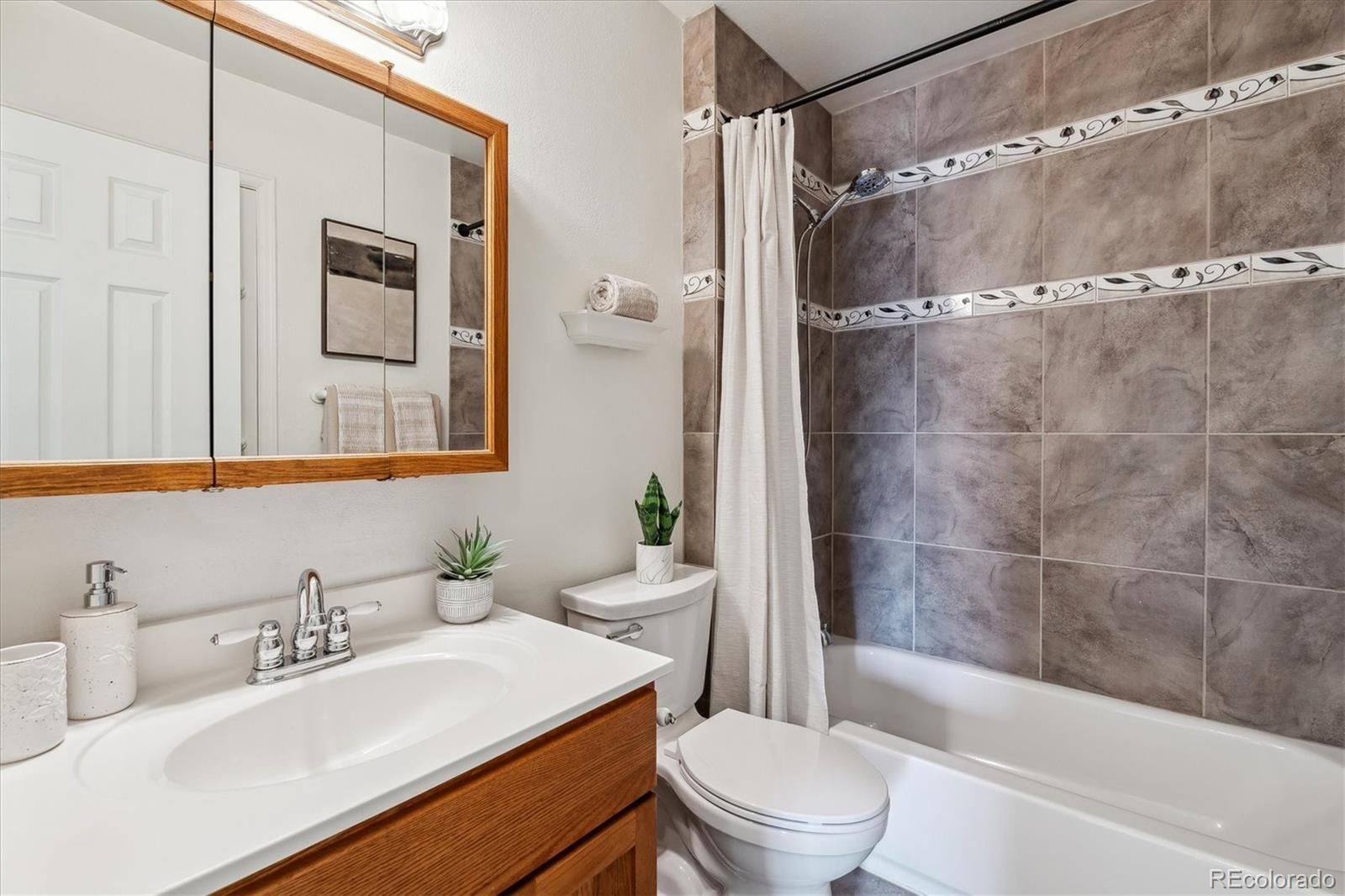 MLS Image #11 for 8625 w dartmouth place,lakewood, Colorado