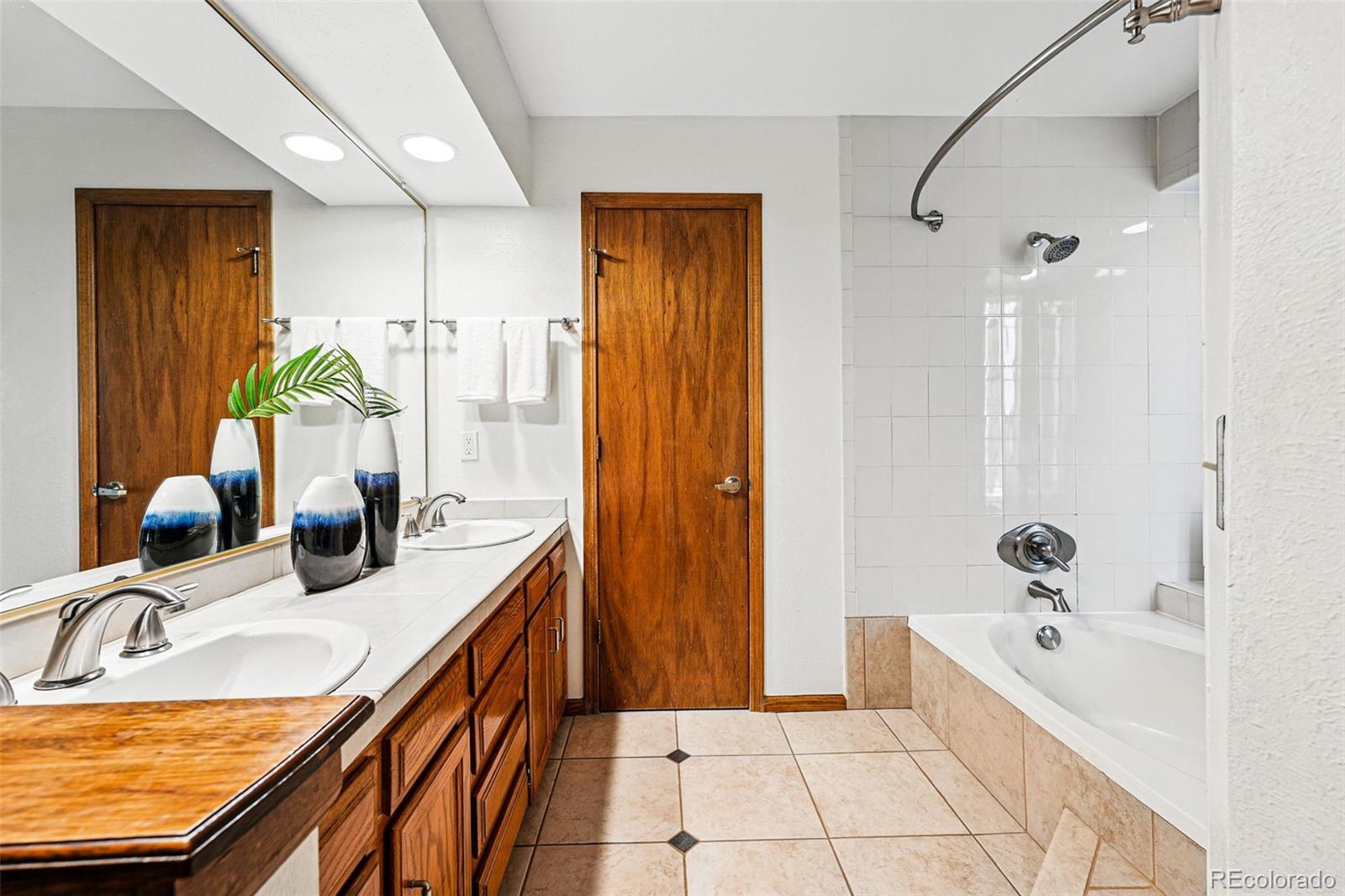 MLS Image #26 for 7548 s crocker court,littleton, Colorado