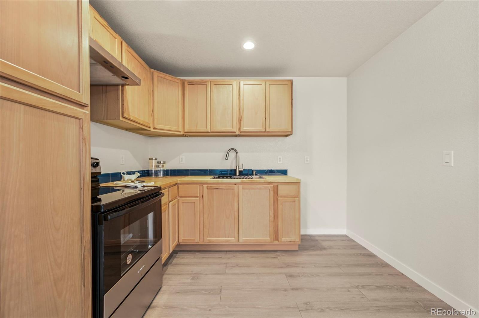 MLS Image #10 for 311 s 2nd street,cripple creek, Colorado