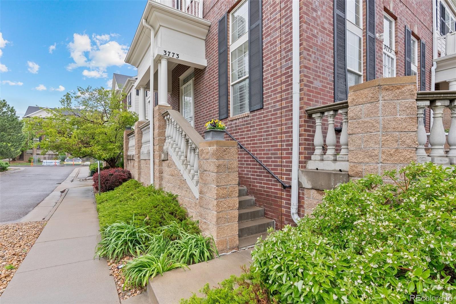 MLS Image #5 for 3773 s dayton way,aurora, Colorado