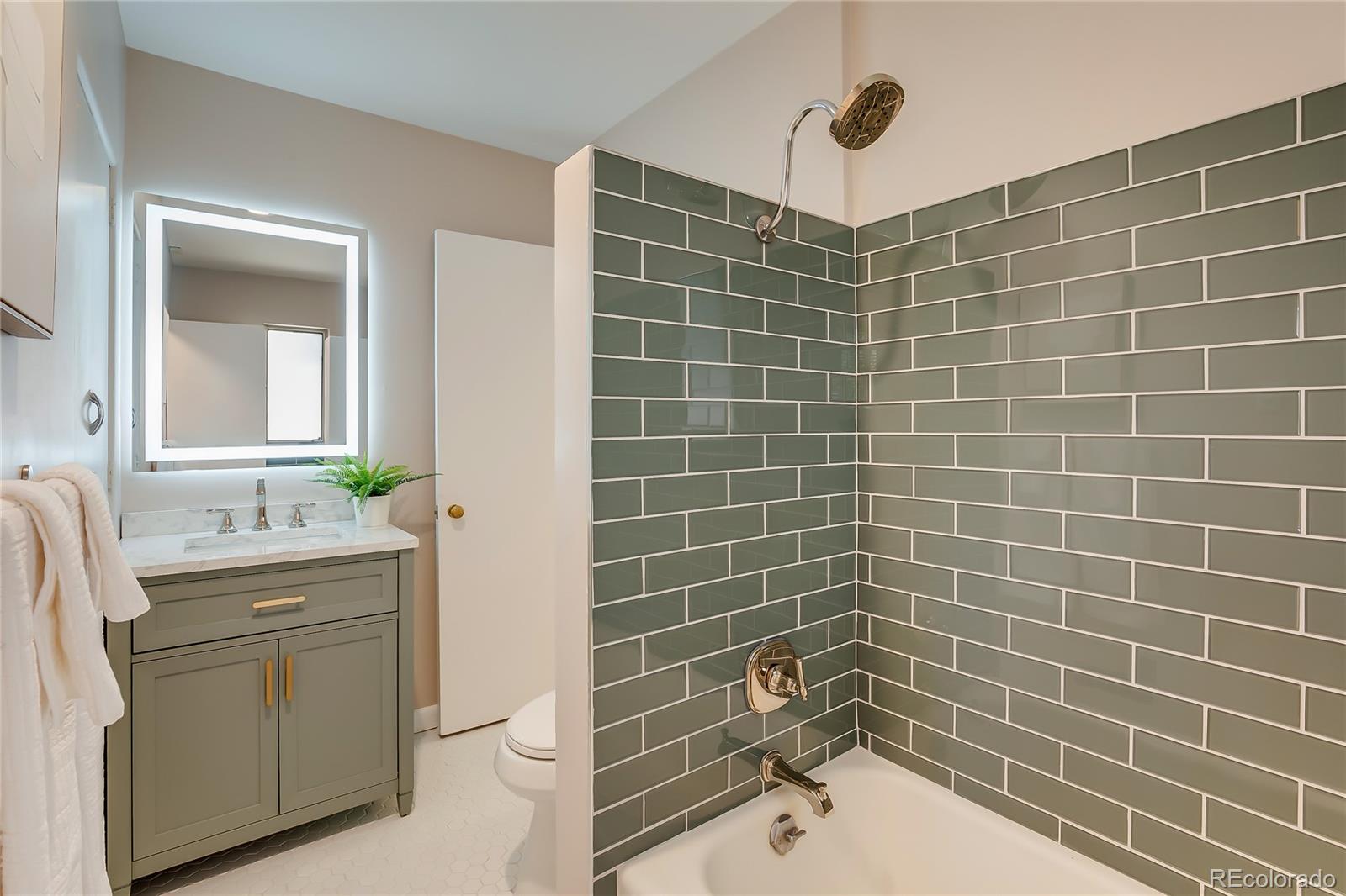 MLS Image #14 for 1622  monroe street,denver, Colorado