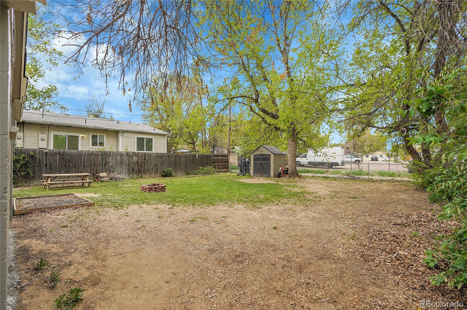 MLS Image #23 for 113 e saint clair avenue,longmont, Colorado