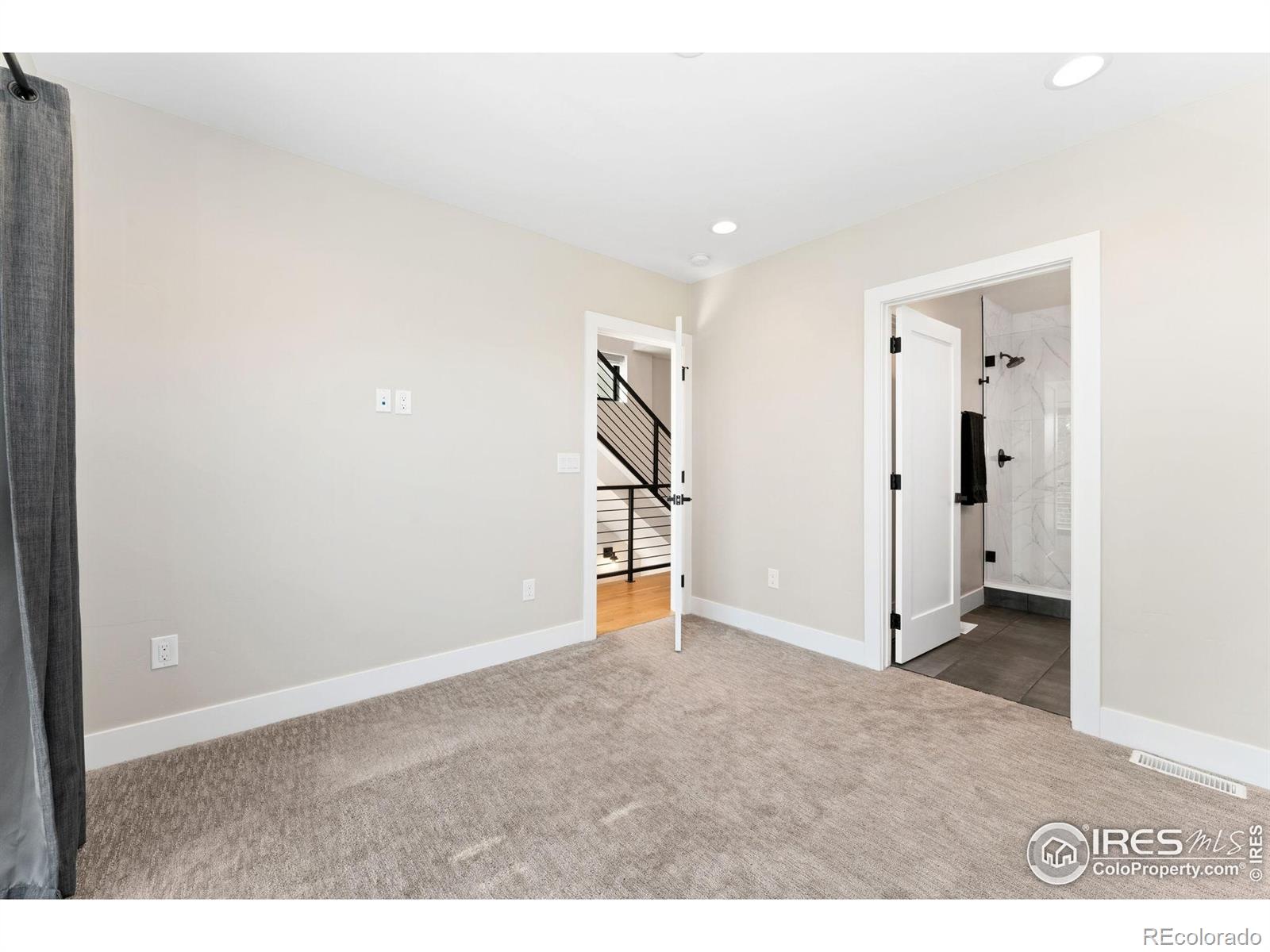 MLS Image #15 for 1385 n king street,denver, Colorado