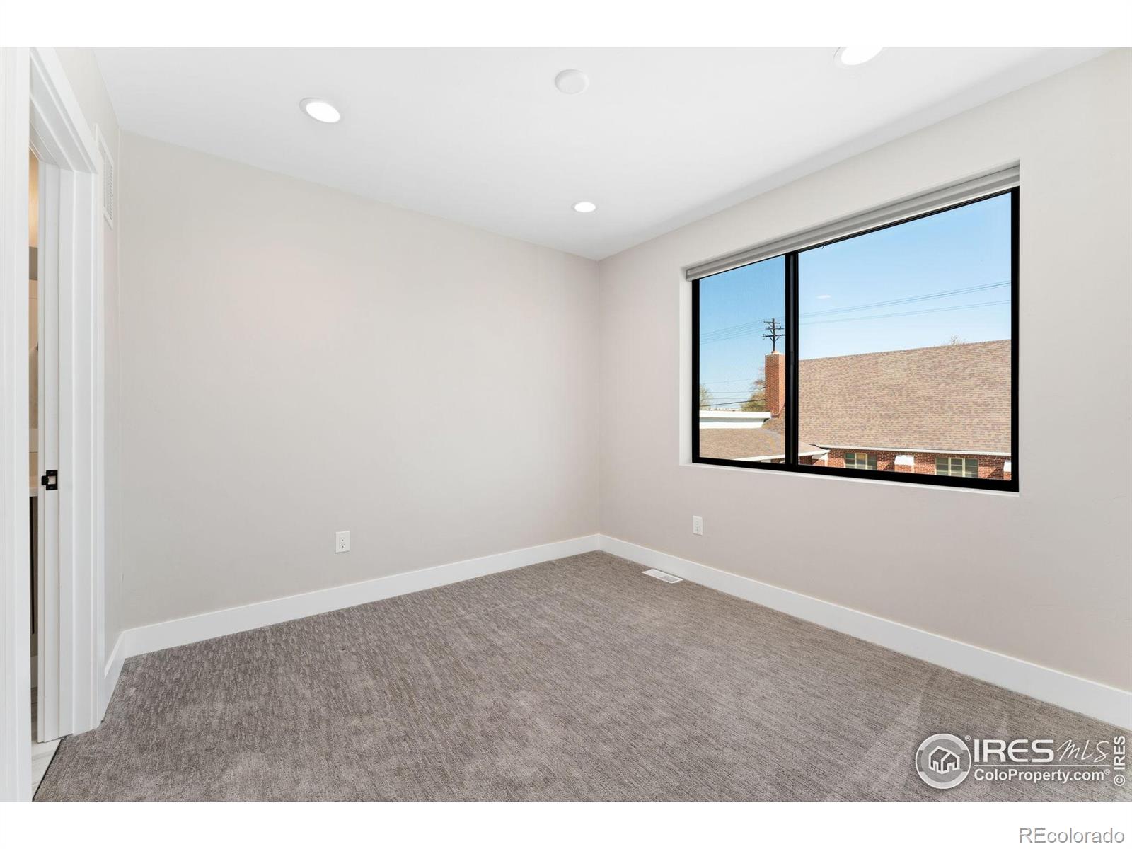 MLS Image #19 for 1385 n king street,denver, Colorado