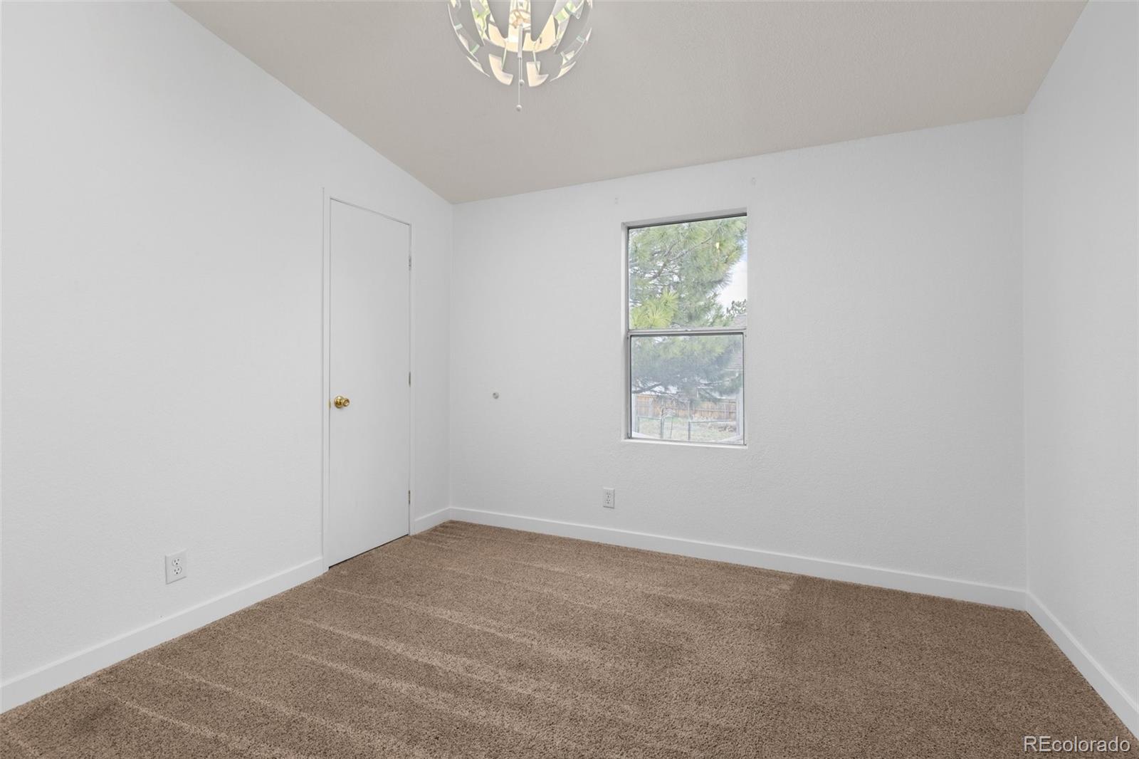 MLS Image #18 for 762 s paddock street,elizabeth, Colorado