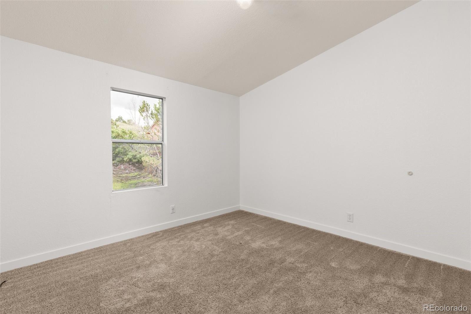 MLS Image #19 for 762 s paddock street,elizabeth, Colorado