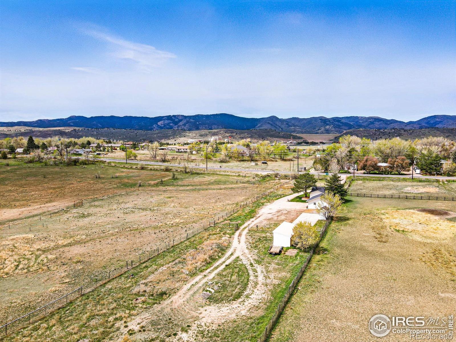 MLS Image #39 for 330 n overland trail,fort collins, Colorado