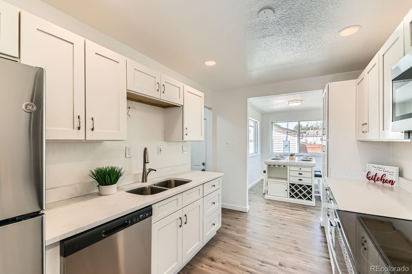 MLS Image #14 for 3871  moore street,wheat ridge, Colorado