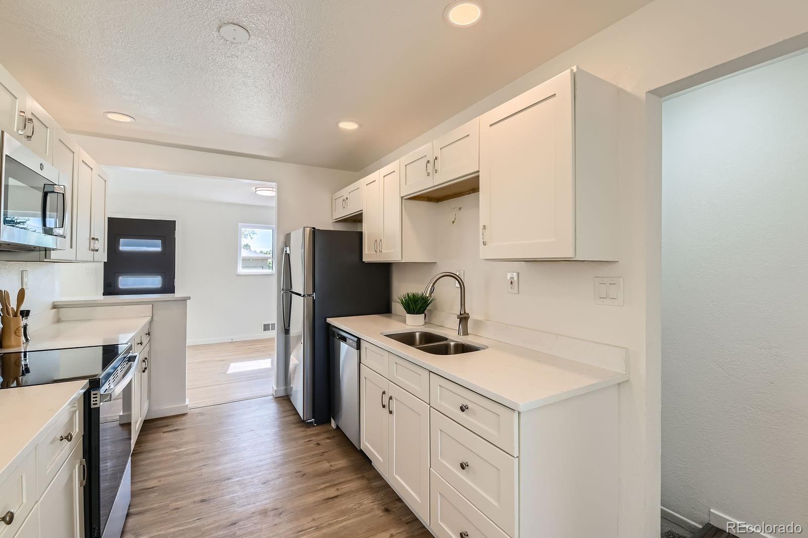 MLS Image #16 for 3871  moore street,wheat ridge, Colorado