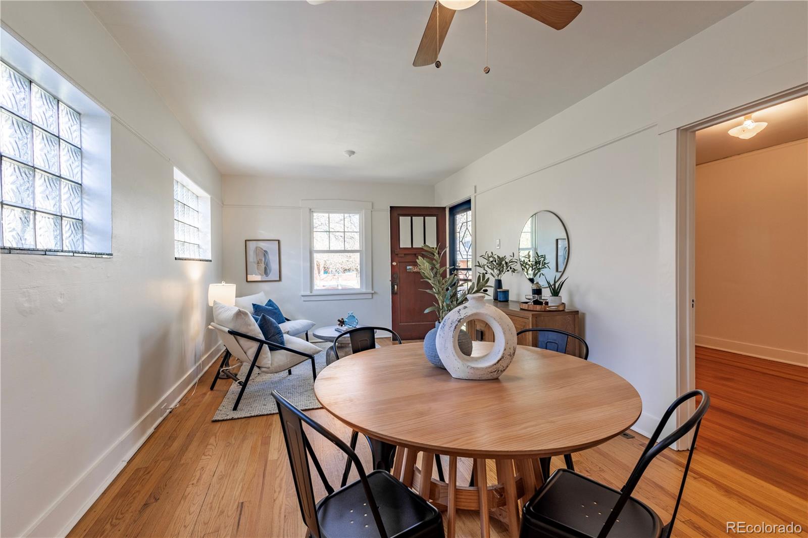 MLS Image #11 for 1836 s grant street,denver, Colorado