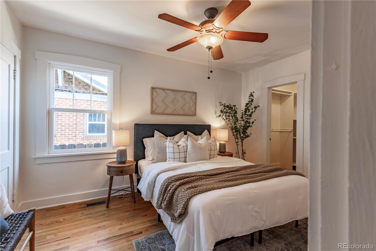 MLS Image #15 for 1836 s grant street,denver, Colorado