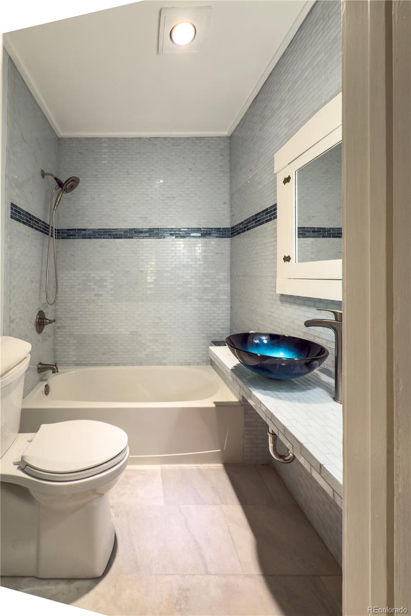 MLS Image #23 for 1836 s grant street,denver, Colorado