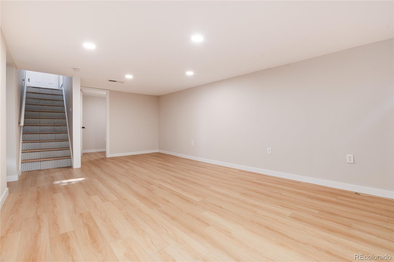 MLS Image #16 for 2415  pontiac street,denver, Colorado