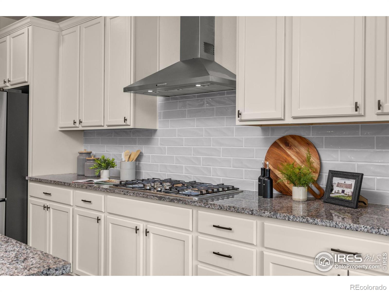 MLS Image #9 for 5845  shadow creek court,windsor, Colorado