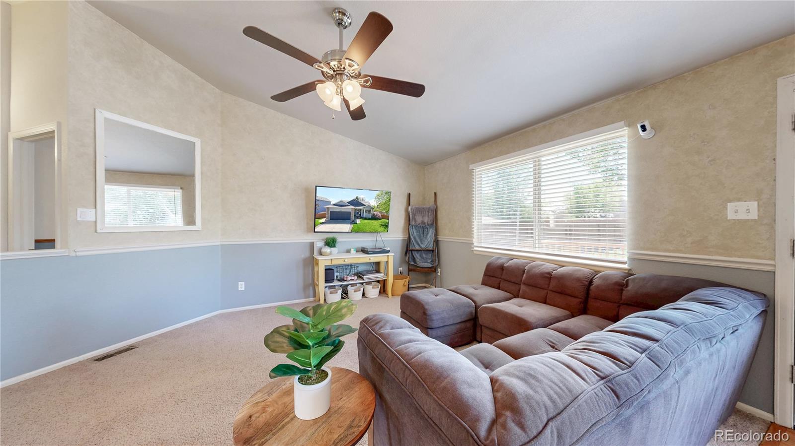 MLS Image #13 for 11560  river run circle,commerce city, Colorado