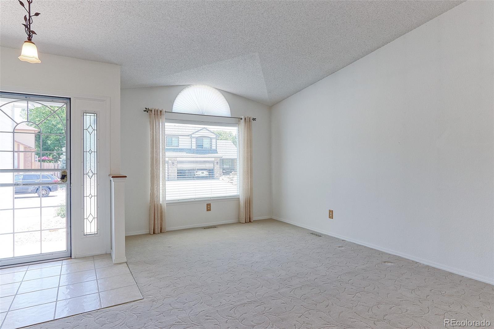 MLS Image #10 for 12935  lake circle drive,thornton, Colorado