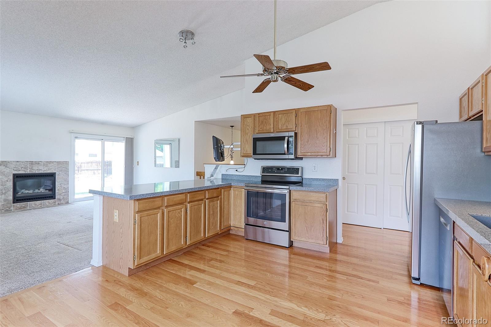MLS Image #17 for 12935  lake circle drive,thornton, Colorado
