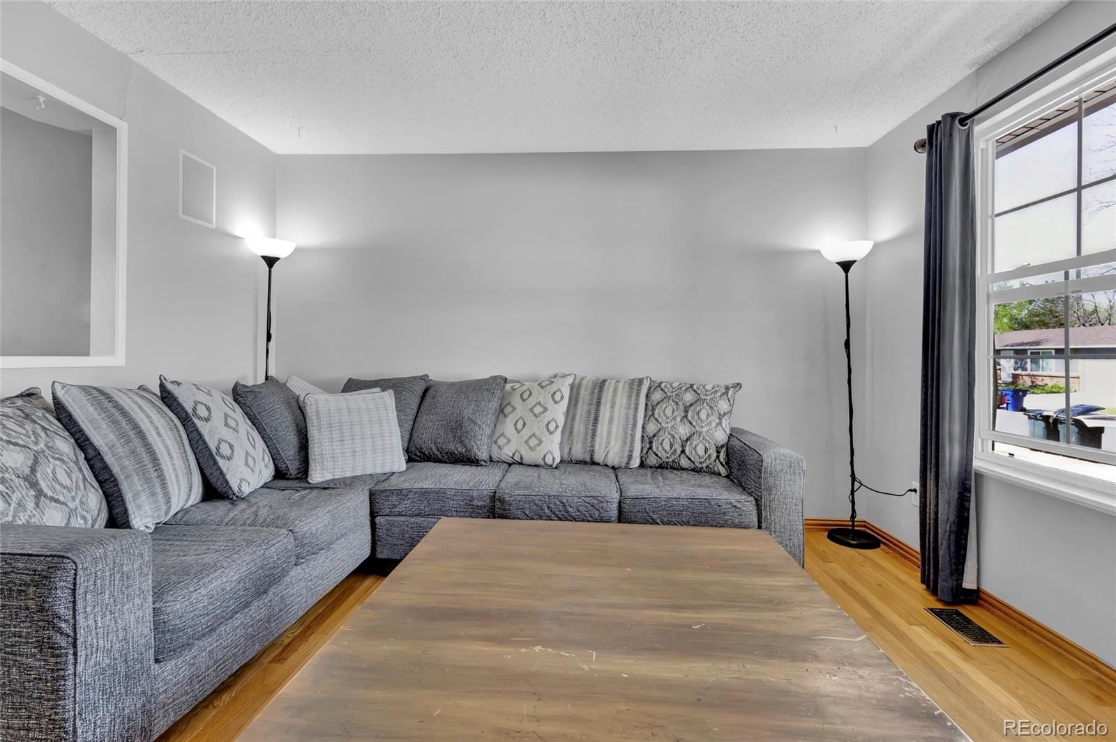 MLS Image #6 for 6434 s dudley way,littleton, Colorado