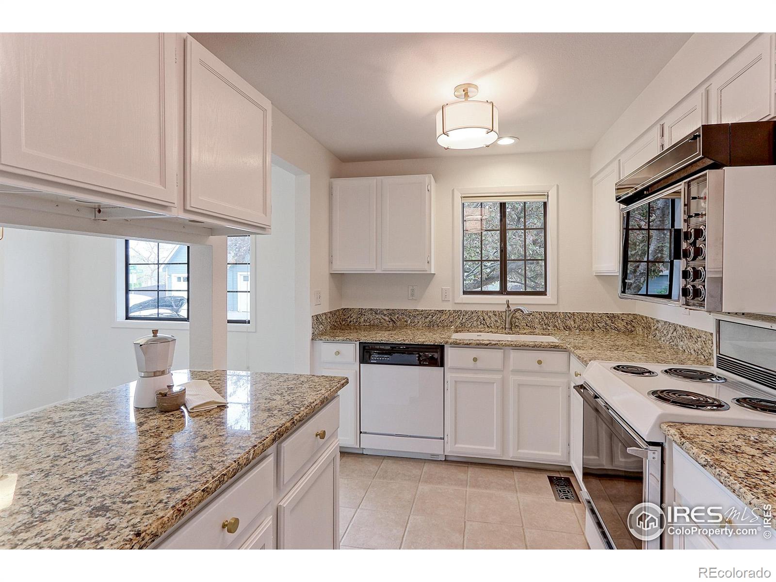 MLS Image #7 for 4877  darwin court,boulder, Colorado