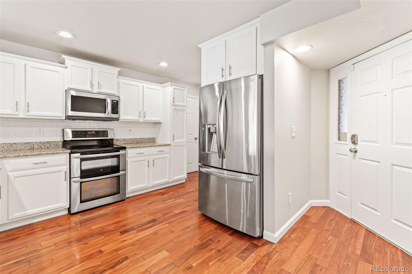 MLS Image #2 for 1461 s danube way,aurora, Colorado