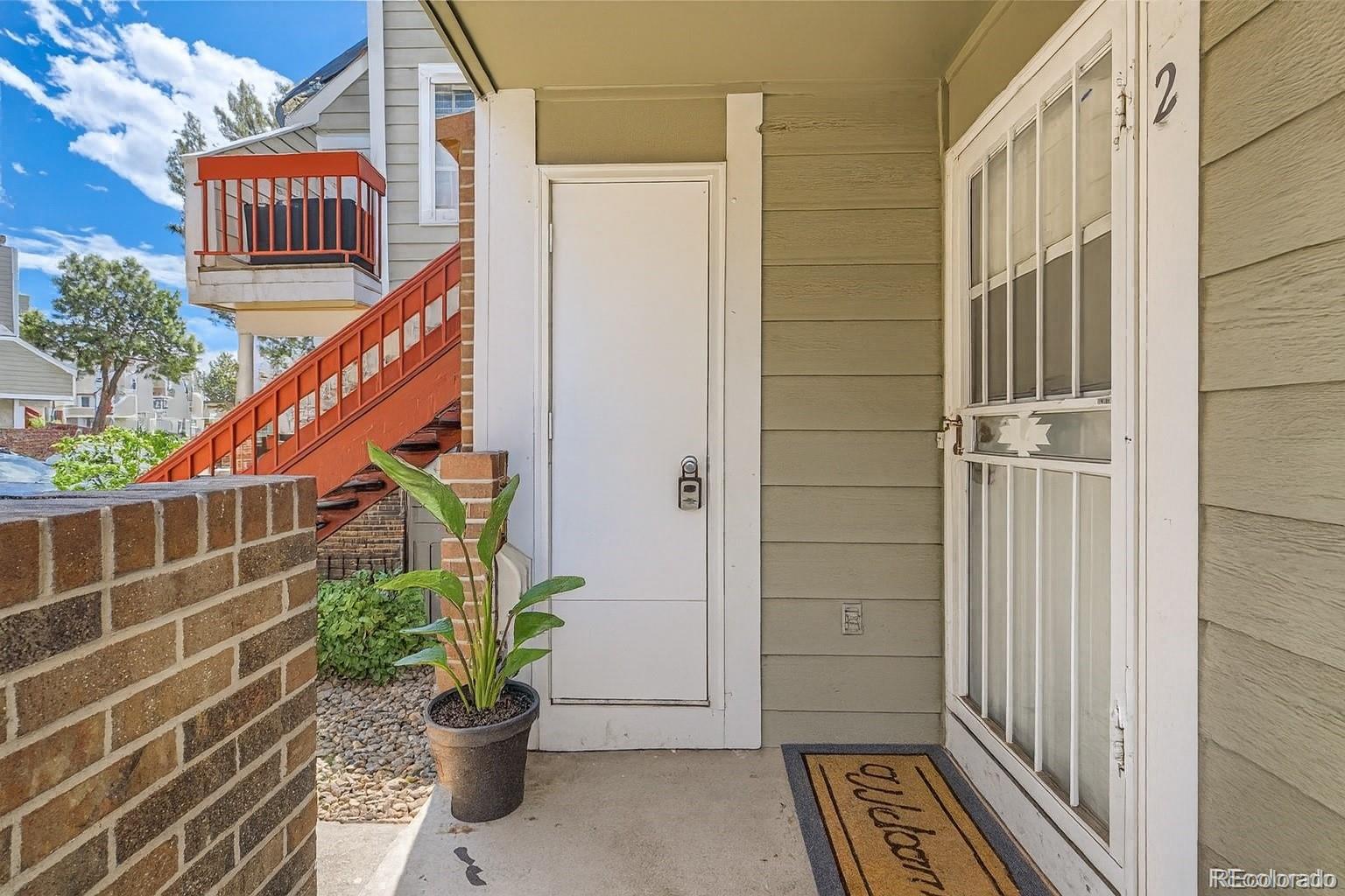 MLS Image #2 for 909 s dawson way 2,aurora, Colorado