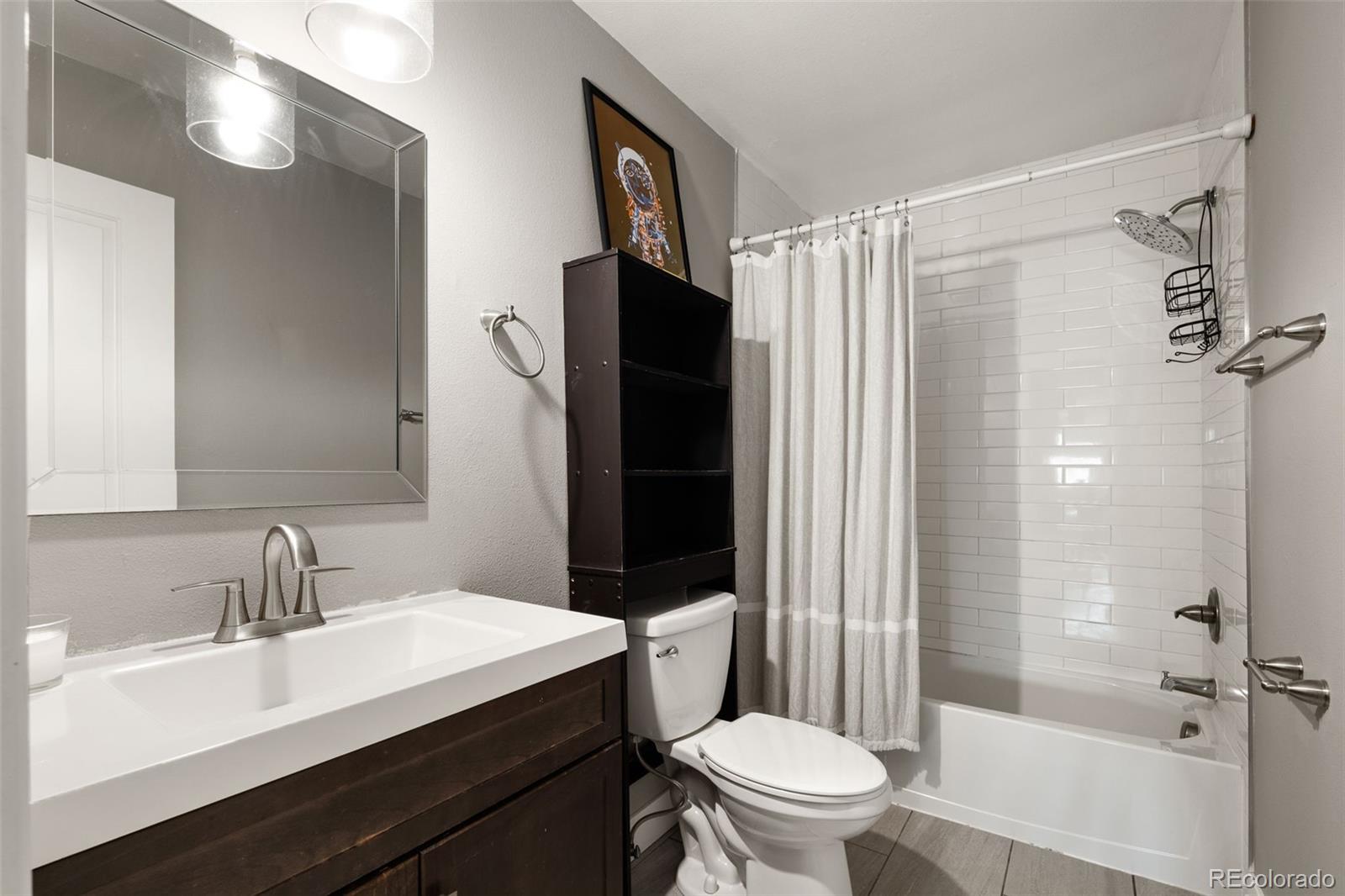 MLS Image #23 for 2271  coronado parkway,denver, Colorado