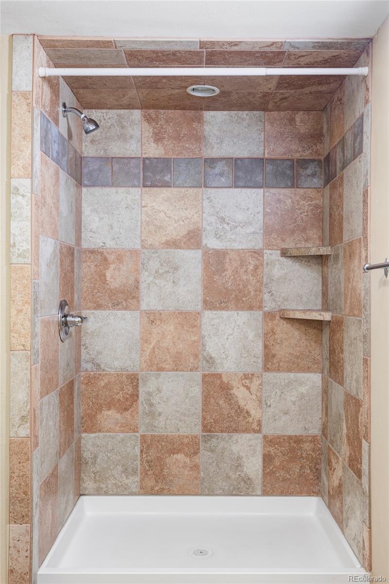 MLS Image #22 for 9000 w 4th place,lakewood, Colorado