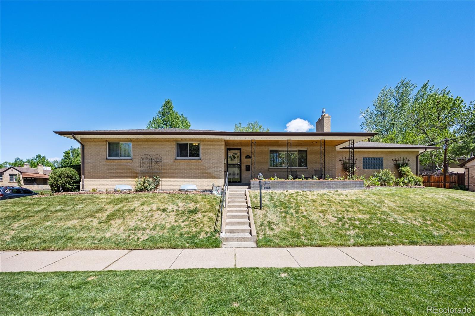 CMA Image for 2501 e arkansas avenue,Denver, Colorado