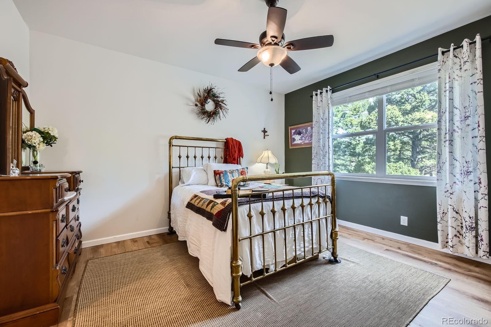 MLS Image #12 for 180  garnet way,florissant, Colorado