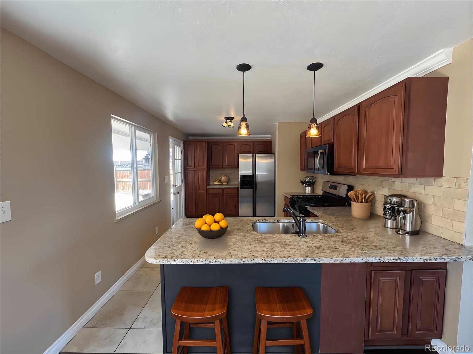 MLS Image #5 for 7021  saulsbury street,arvada, Colorado