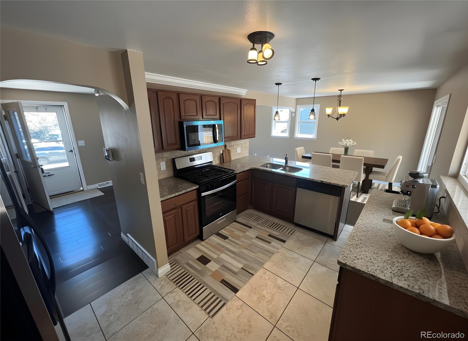 MLS Image #6 for 7021  saulsbury street,arvada, Colorado