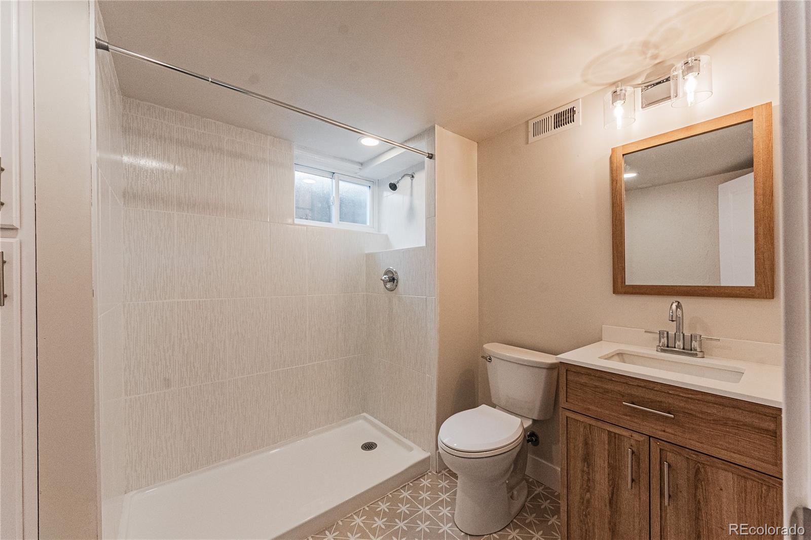 MLS Image #28 for 2274 s cherry street,denver, Colorado