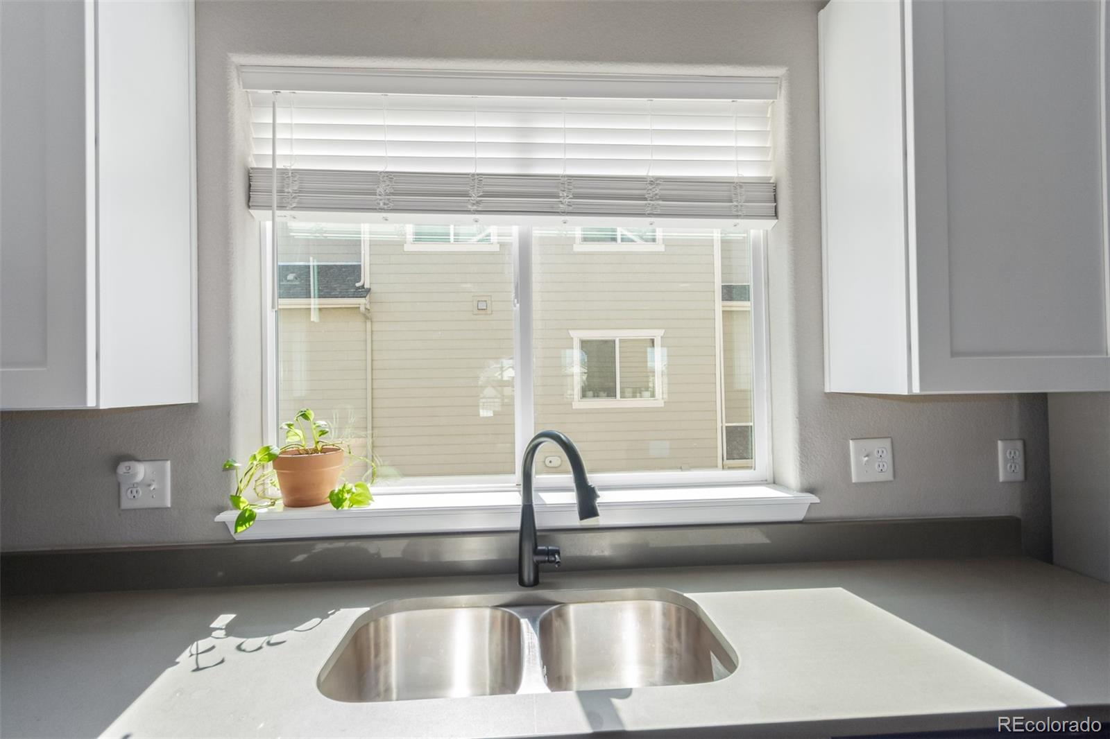 MLS Image #11 for 11250  florence street,commerce city, Colorado