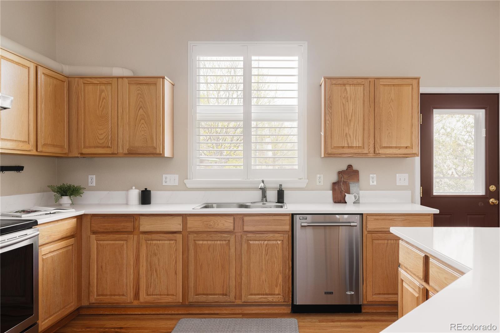 MLS Image #8 for 2140  santa fe drive,longmont, Colorado