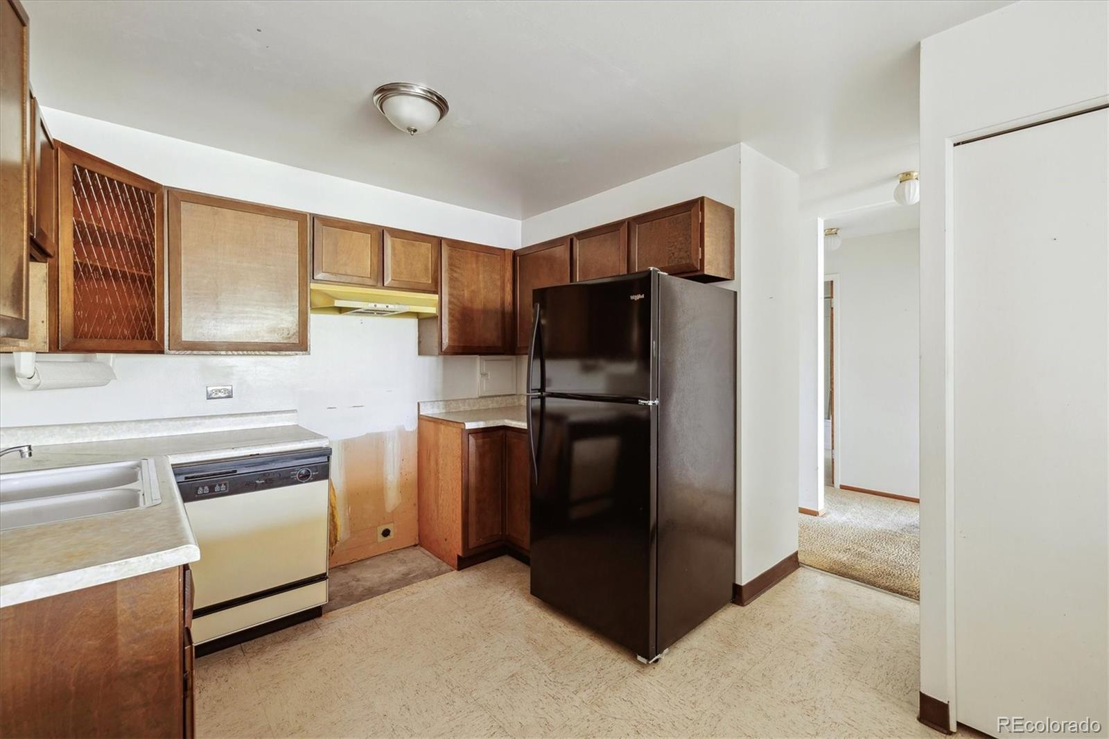 MLS Image #4 for 655 s alton way,denver, Colorado