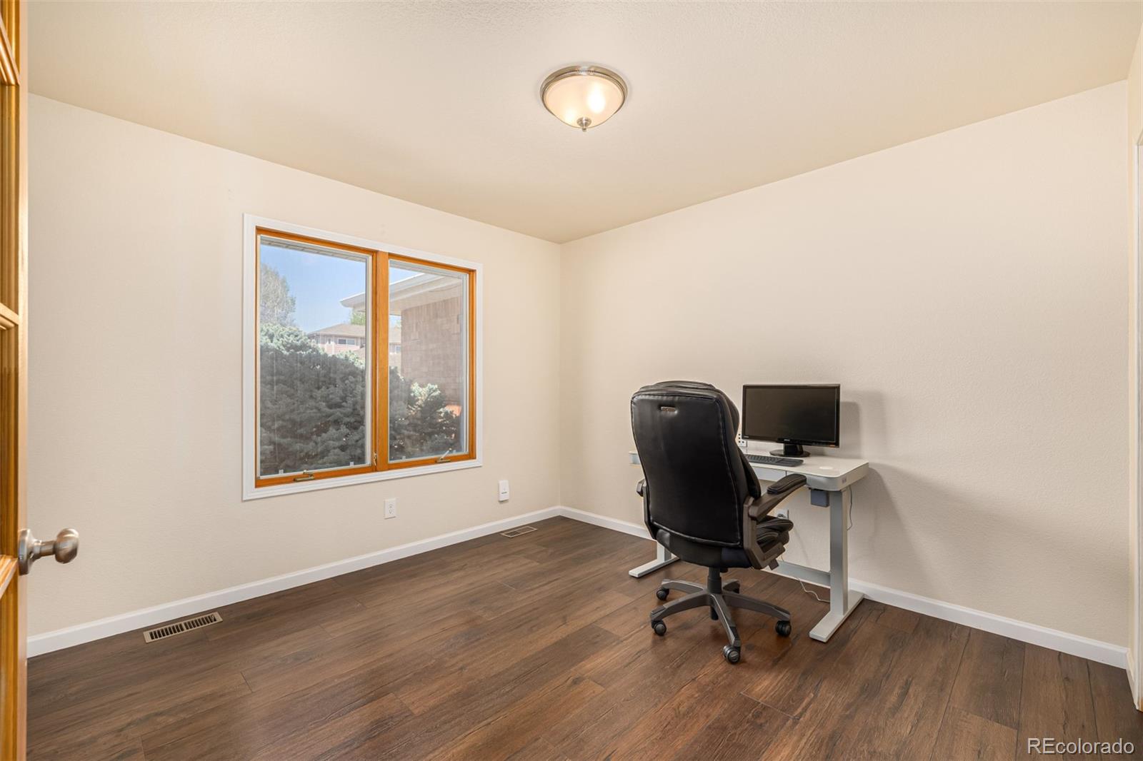 MLS Image #6 for 2072  skylark court,longmont, Colorado