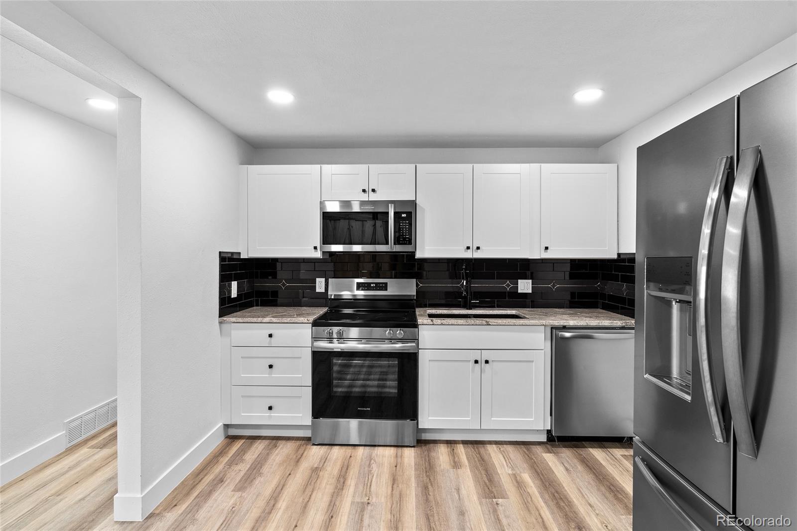 MLS Image #16 for 3220 w 8th avenue,denver, Colorado