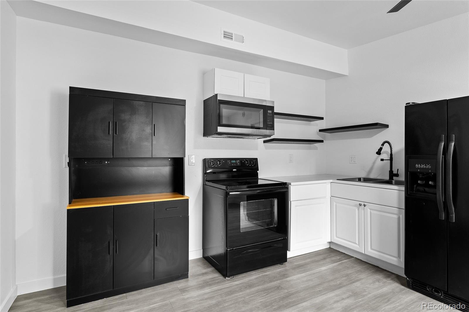 MLS Image #28 for 3220 w 8th avenue,denver, Colorado