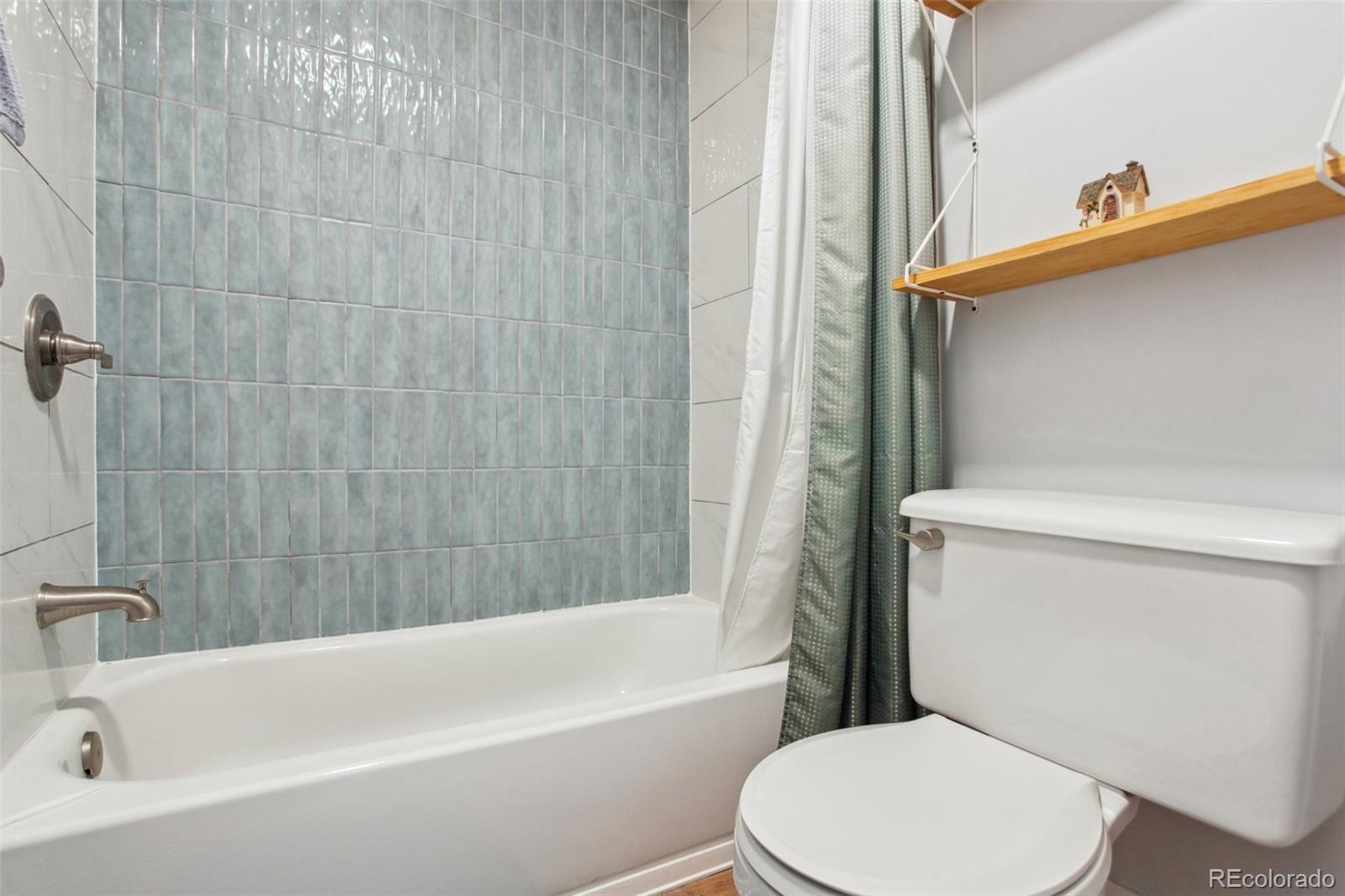 MLS Image #20 for 579  wright street 204,lakewood, Colorado