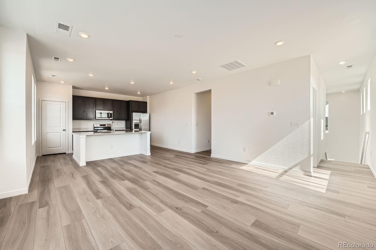 CMA Image for 2150 s haleyville way,Aurora, Colorado