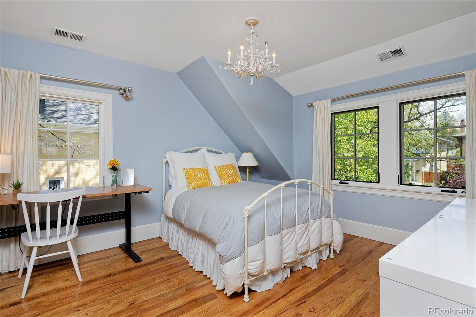 MLS Image #24 for 535 n high street,denver, Colorado