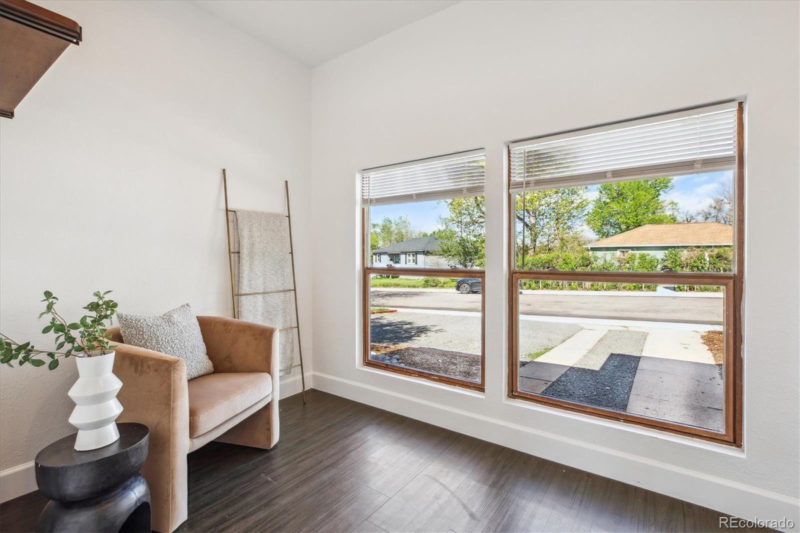 MLS Image #12 for 1860 w iris circle,littleton, Colorado