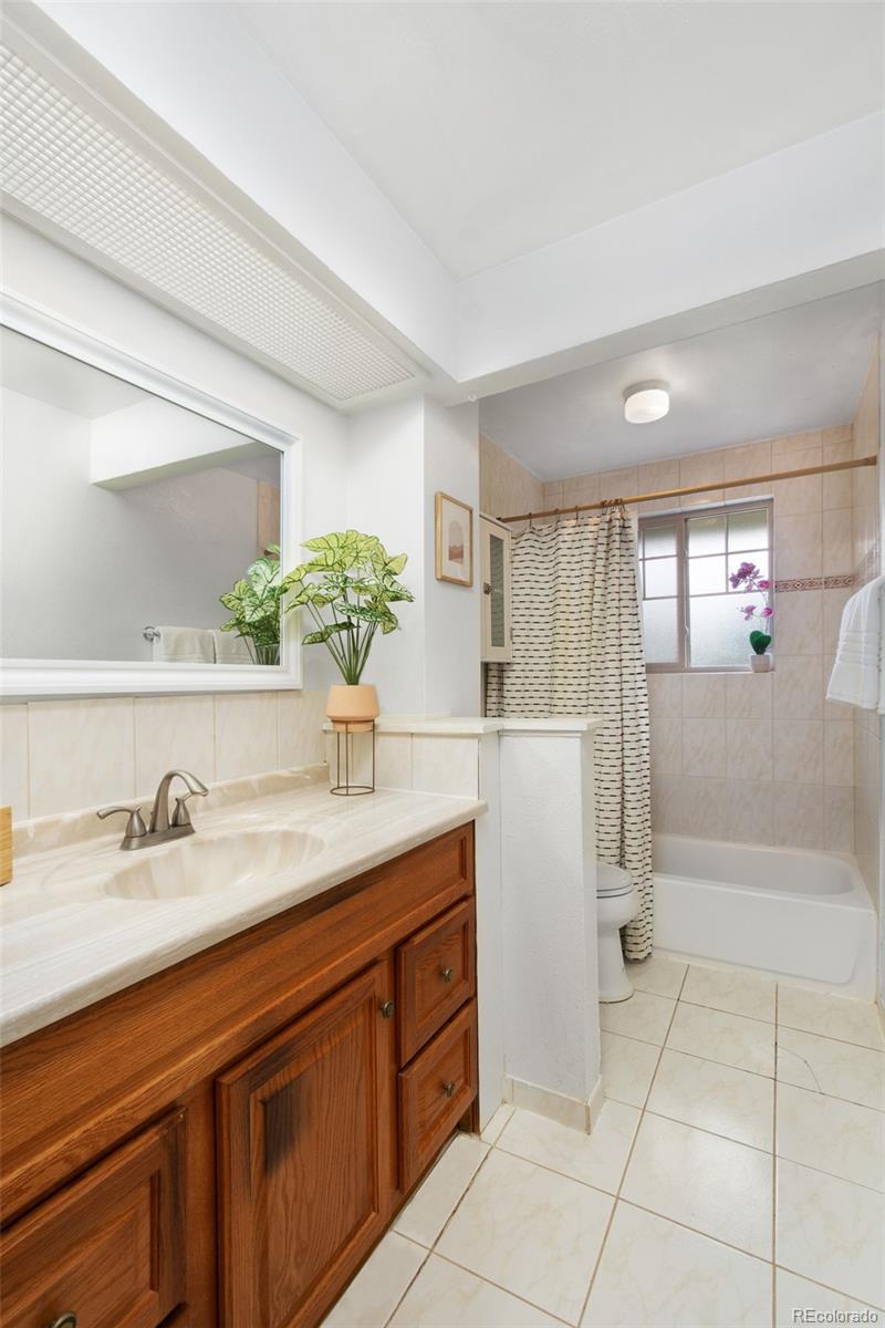 MLS Image #18 for 12642 e ohio avenue,aurora, Colorado