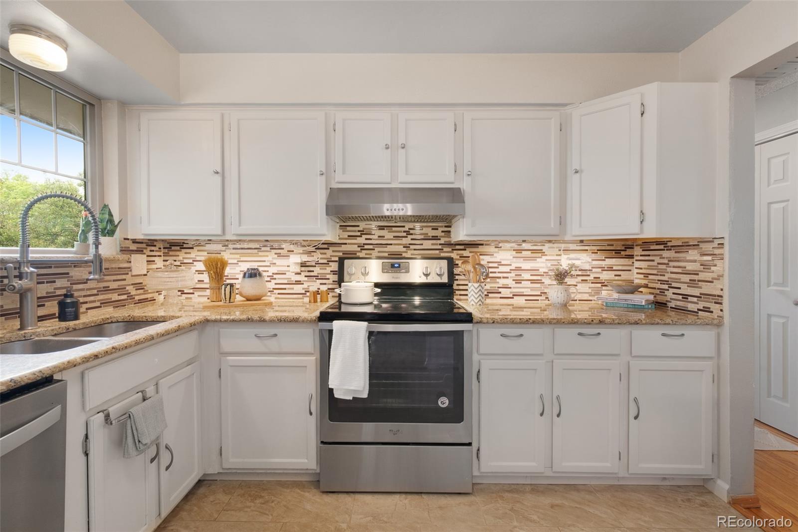 MLS Image #9 for 12642 e ohio avenue,aurora, Colorado