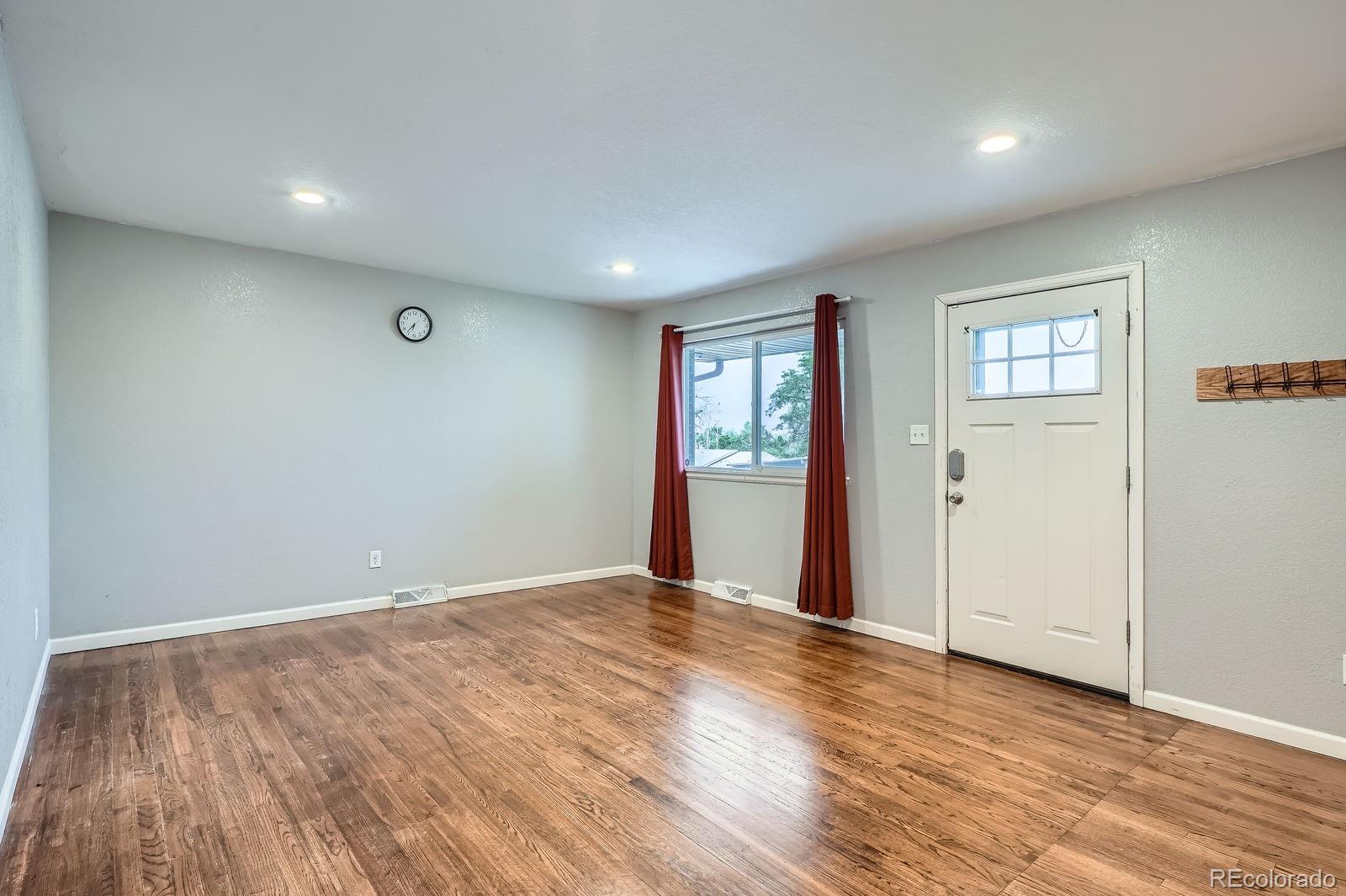MLS Image #6 for 921  dakin street,denver, Colorado