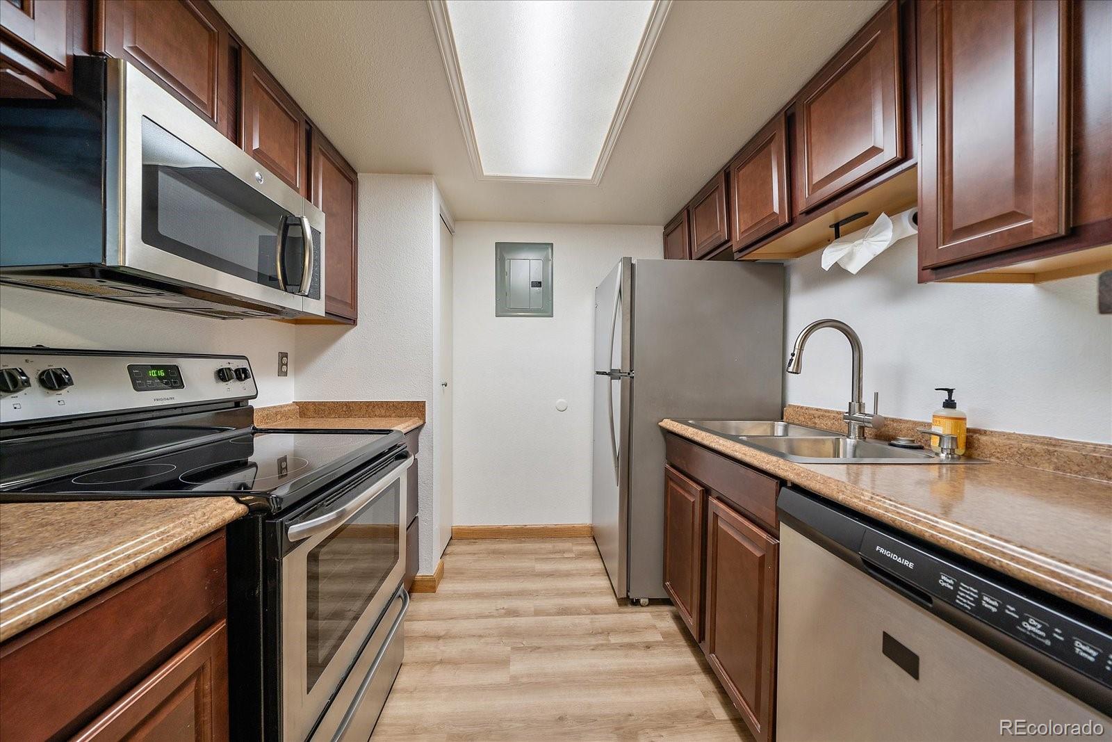 MLS Image #4 for 8555  fairmount drive,denver, Colorado