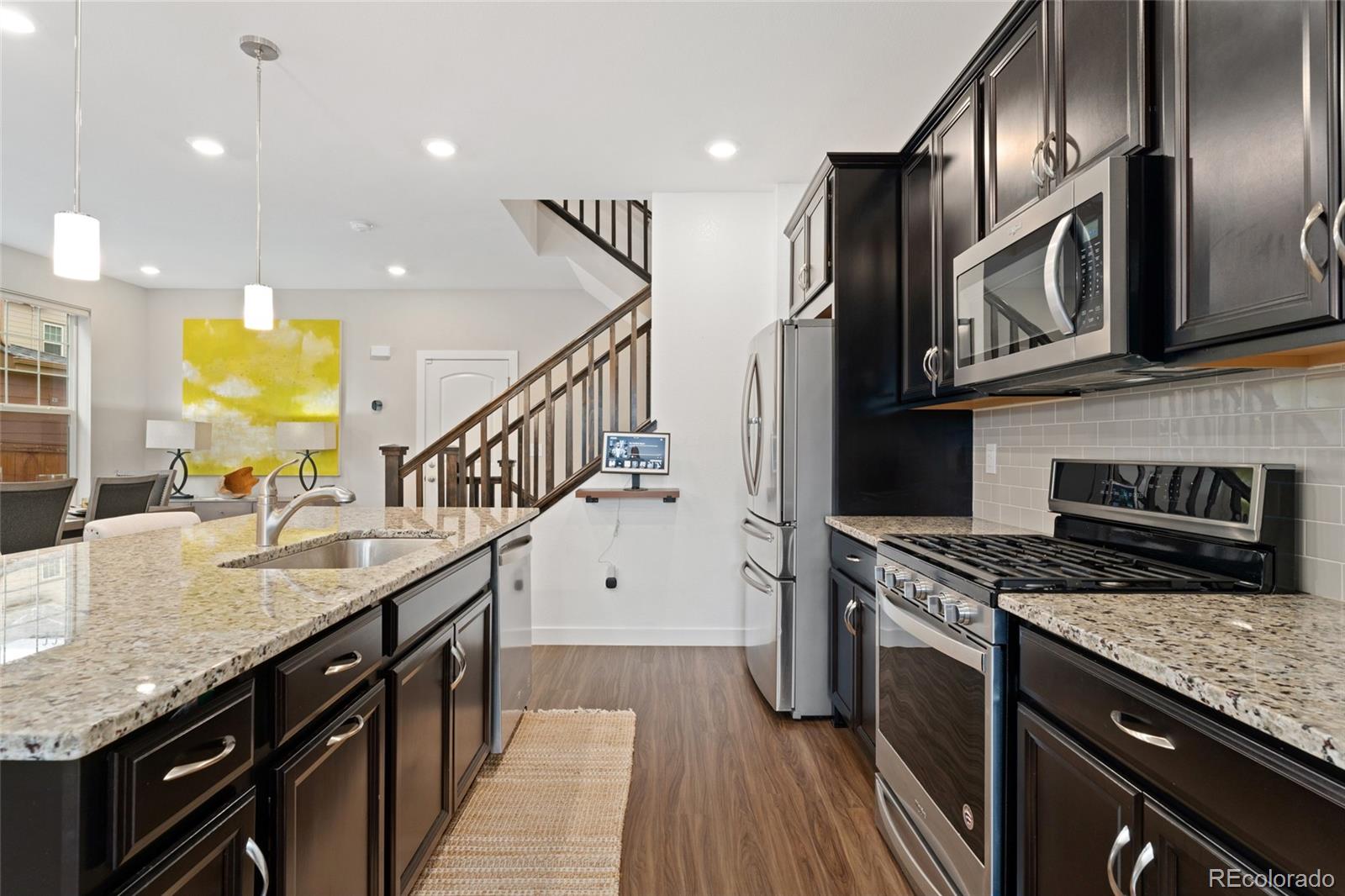 MLS Image #10 for 7602 s yakima court,aurora, Colorado