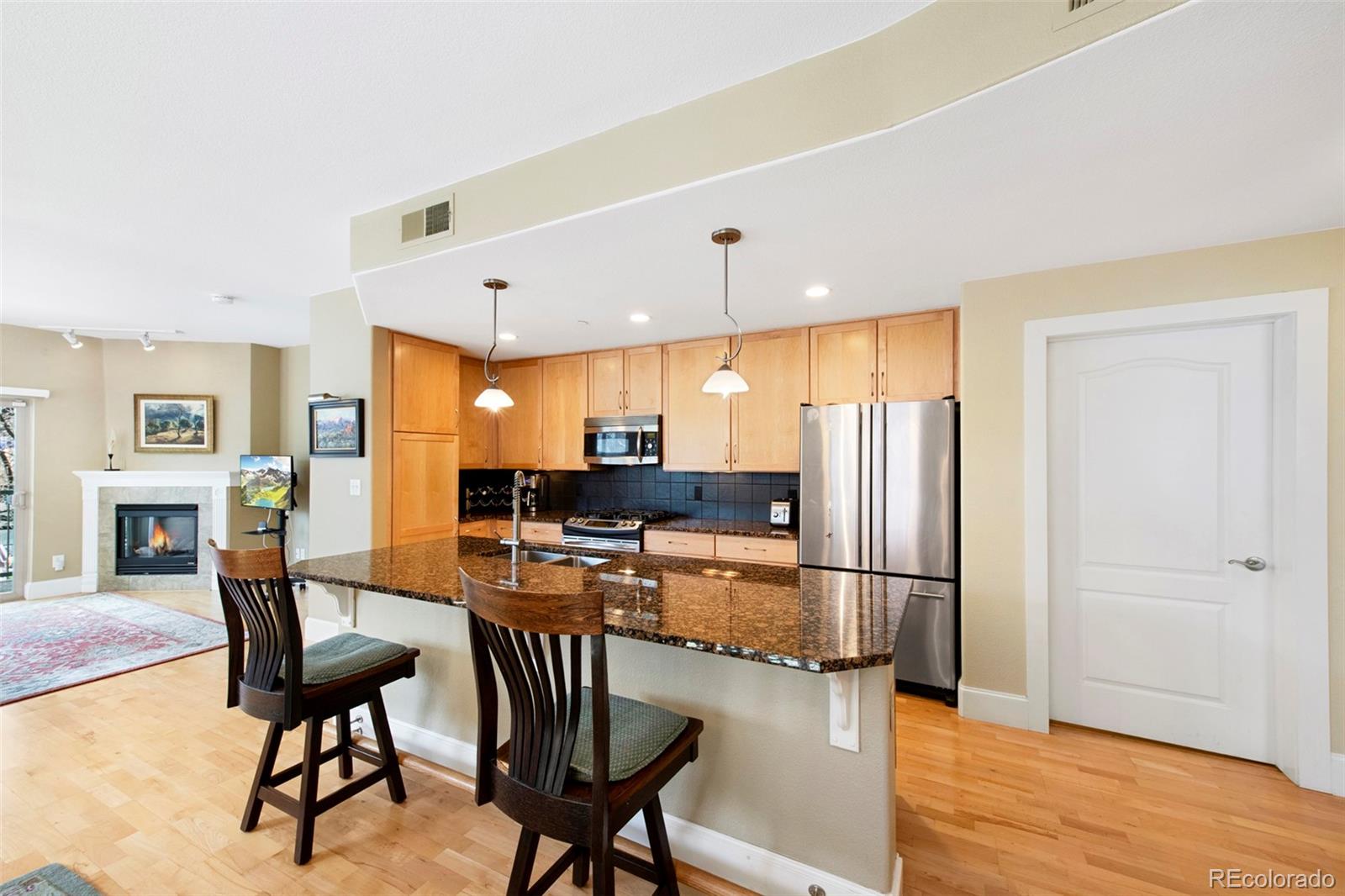 MLS Image #5 for 1560  milwaukee street 240,denver, Colorado