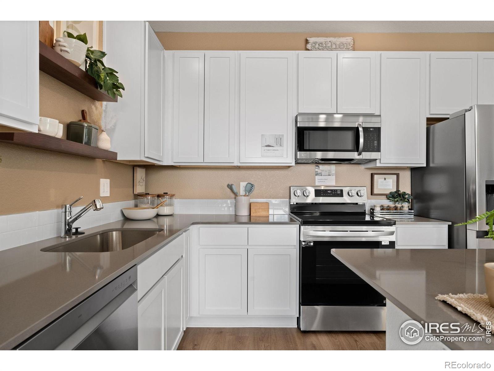 MLS Image #4 for 3752  pinnacles court,evans, Colorado