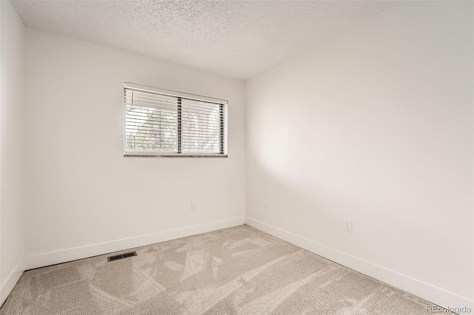 MLS Image #28 for 12010 e harvard avenue,aurora, Colorado